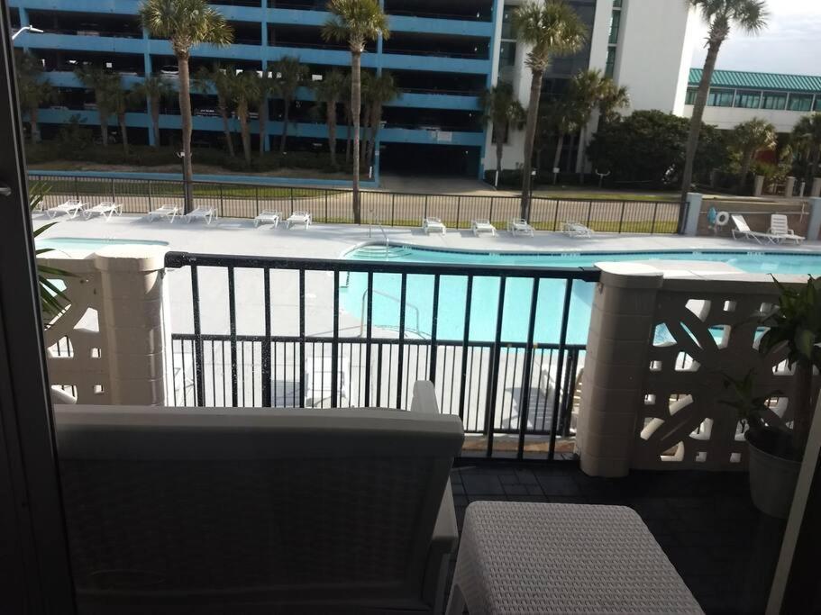 Pool Front & Across From Beach Myrtle Beach Exterior photo